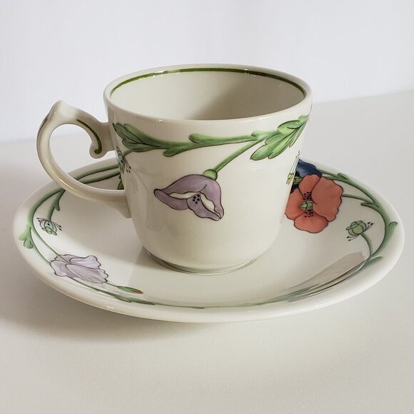 Villeroy & Boch Amapola Flat Cup and Saucer Set - Picture 2 of 8